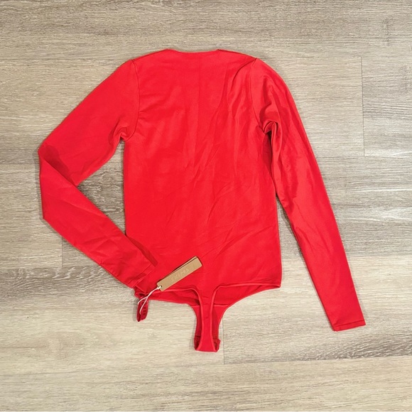SOLD OUT #423 SKIMS Essential Crew Neck Long Sleeve Bodysuit RARE - Picture 3 of 4
